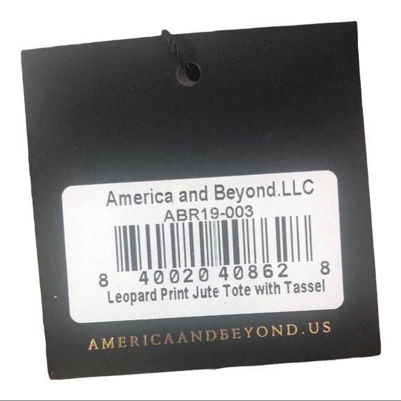 America & Beyond Leopard Print Yule XL Tote Bag W/ Tassel NWT - Picture 9 of 16